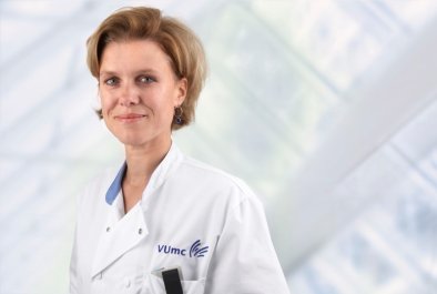 Evelien Lemstra
